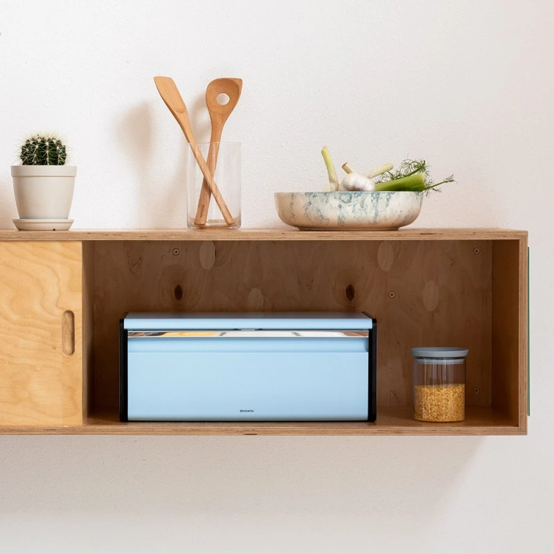 Кутия за хляб Brabantia Fall Front Dreamy Blue